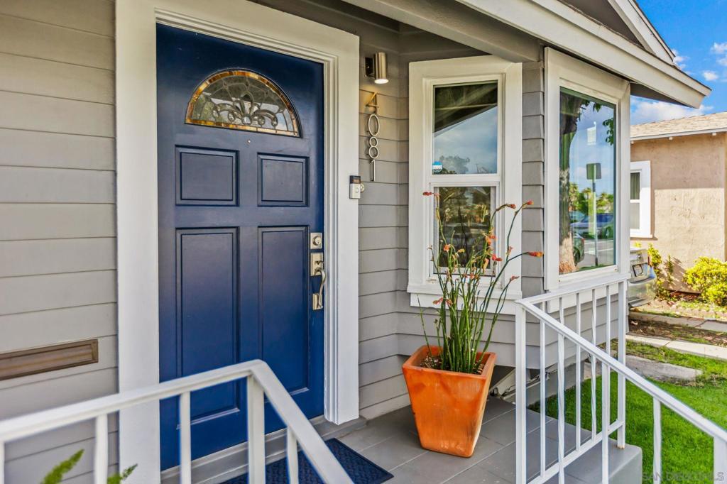 4081 Meade Ave - photo 2