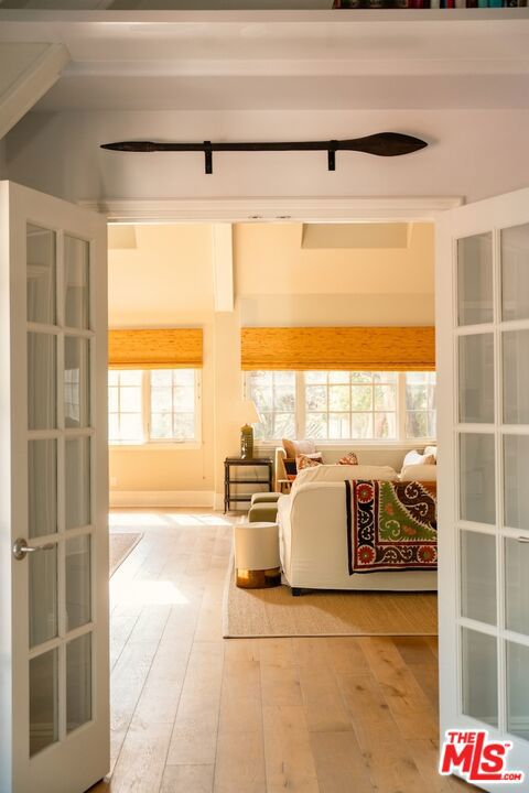 4714 Balboa Avenue, Encino CA: https://media.crmls.org/mediaz/e9c143e9-30a8-434f-8682-4024966548b3.jpg