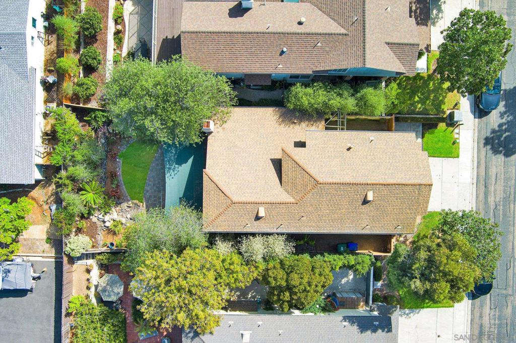 MLS #250041383SD image #29