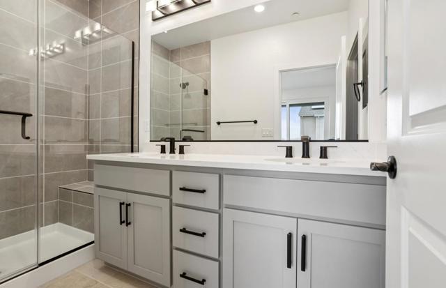 Image 44 of 46 For 671 Lindendale Court 168-18 Pla