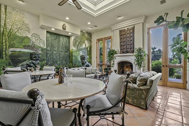 16730 Via De Los Rosales, Rancho Santa Fe, California 92067, 5 Bedrooms Bedrooms, ,5 BathroomsBathrooms,Single Family Residence,For Sale,Via De Los Rosales,240019084SD