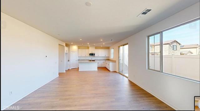 Image 2 of 26 For 2206 Yuzu Street