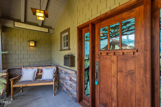 3626 Saint Elizabeth Road, Glendale CA: https://media.crmls.org/mediaz/e9c450c4-e09d-45f4-9e1e-a1a9825acdd8.jpg