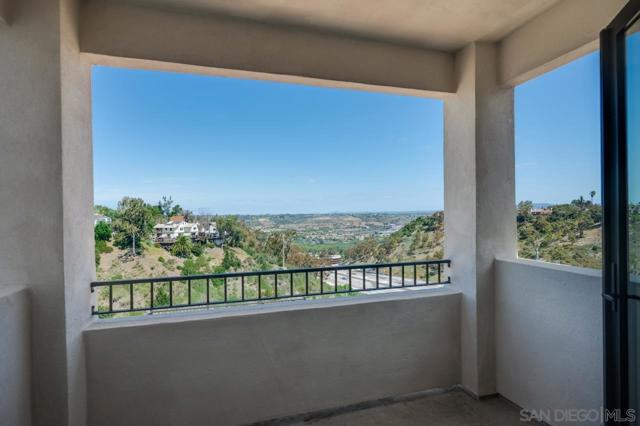 2936 Copley Ave, San Diego CA: https://media.crmls.org/mediaz/e9c49002-221f-4fc9-a09b-3fe4bb190005.jpg