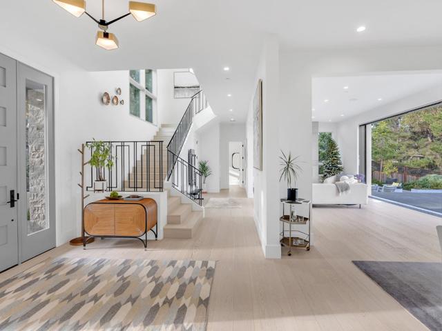 60 Glengarry Way, Hillsborough CA: https://media.crmls.org/mediaz/e9c4be2b-625b-4a84-b4a4-b01ff8605bc9.jpg