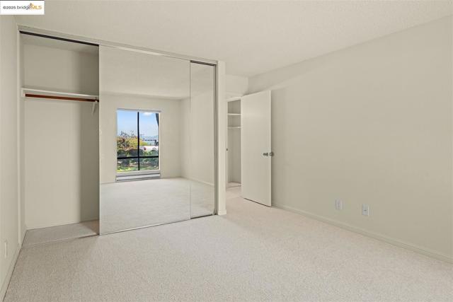 2 Commodore DR, Emeryville CA: https://media.crmls.org/mediaz/e9c545f6-68bb-424b-a6d0-8770abfbe7ad.jpg