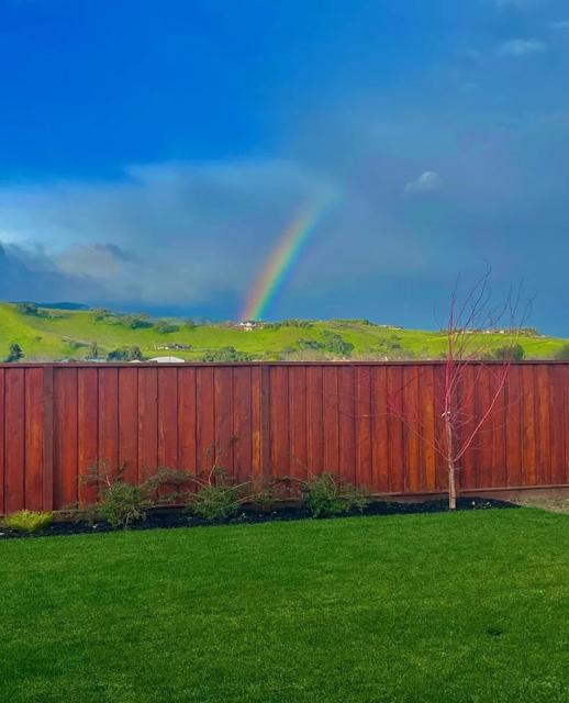688 Sacramento Way, Hollister CA: https://media.crmls.org/mediaz/e9c5872d-70d4-4622-9f98-162c14f40b8e.jpg