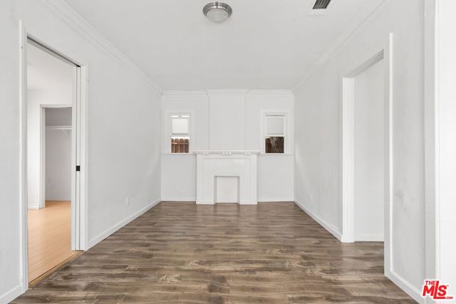 2736 S Cloverdale Avenue, Los Angeles CA: https://media.crmls.org/mediaz/e9c5e81d-c448-43ad-81f4-9e1e0ae5ceb4.jpg