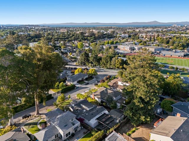 509 Madera Drive, San Mateo CA: https://media.crmls.org/mediaz/e9c6b38e-ff03-436c-ac9a-1478144dd1ad.jpg