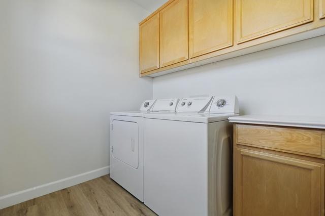 2342 Winchester Loop, Discovery Bay CA: https://media.crmls.org/mediaz/e9c72834-a1f3-4007-87d3-020de6cda9f0.jpg