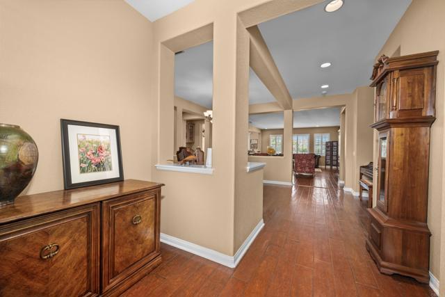 Detail Gallery Image 2 of 28 For 904 Lantana Ct., San Marcos,  CA 92069 - 3 Beds | 2/1 Baths