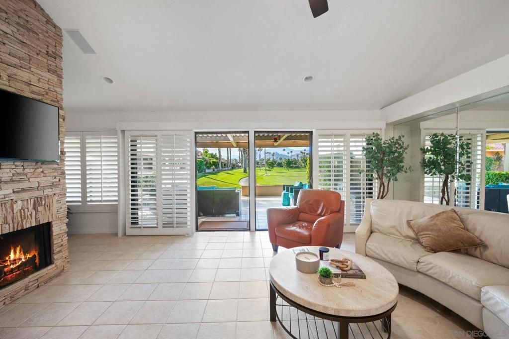 MLS #250042973SD image #12