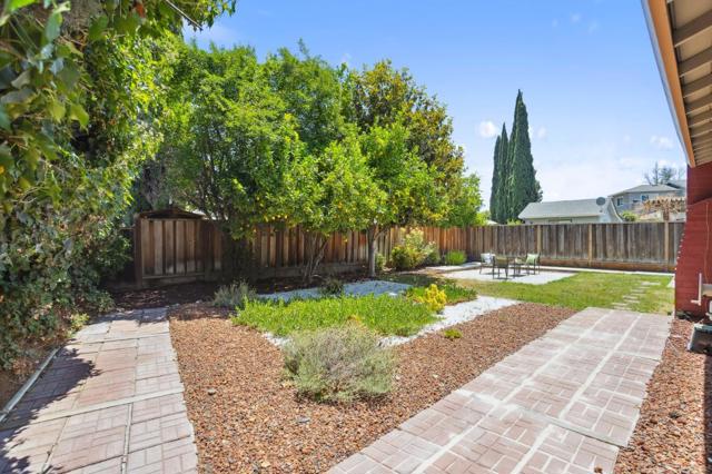 5268 Pebbletree Way, San Jose CA: https://media.crmls.org/mediaz/e9c800ae-b4a6-41aa-8dff-b4c8ded09594.jpg