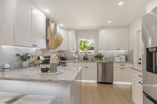 890 Silacci Drive, Campbell CA: https://media.crmls.org/mediaz/e9c8b811-8004-4d0b-a3ba-5fc15b13a39a.jpg