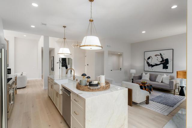 Detail Gallery Image 16 of 46 For 14004 Calle Venecia, San Diego,  CA 92130 - 4 Beds | 2/1 Baths