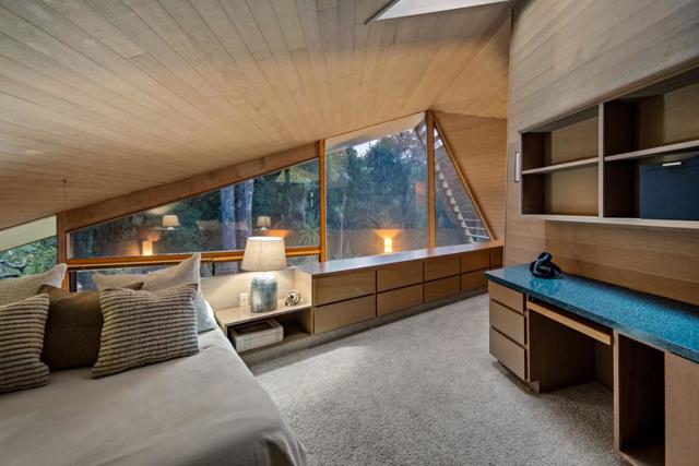 50 La Rancheria, Carmel Valley CA: https://media.crmls.org/mediaz/e9c9c6a7-16fc-43eb-b43b-11c7f4a0d2af.jpg