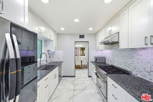 18720 Chase Street photo 8