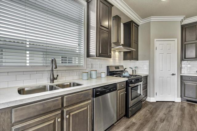 1050 Borregas Avenue, Sunnyvale CA: https://media.crmls.org/mediaz/e9ca7b5c-0034-48ed-b49f-1ab5f29bfb8c.jpg