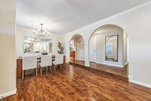 1741 Los Altos Drive, San Mateo CA: https://media.crmls.org/mediaz/e9cb5ddd-1642-4c32-82a0-c5c5fa360dcb.jpg