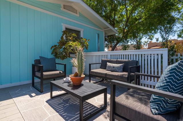 3554 56 Sydney Place, San Diego CA: https://media.crmls.org/mediaz/e9cc119a-0e14-40fb-af8e-4b14c2cdf29b.jpg