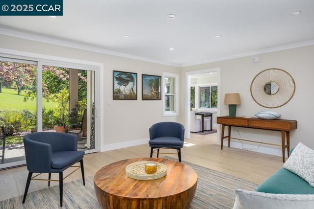 644 Terra Calif Dr, Walnut Creek CA: https://media.crmls.org/mediaz/e9cc80e7-d544-48da-b526-fb7d95518015.jpg