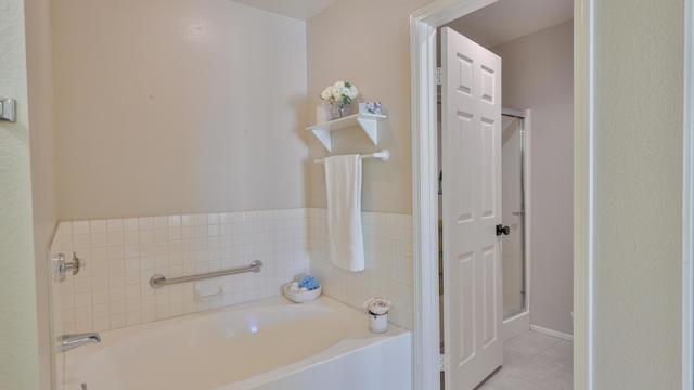 42706 Liolios Drive, Palm Desert, CA 92211
