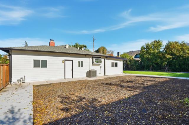 2296 Pulgas Avenue, East Palo Alto CA: https://media.crmls.org/mediaz/e9cda1a4-5289-4e9e-93c0-c3358c57d132.jpg