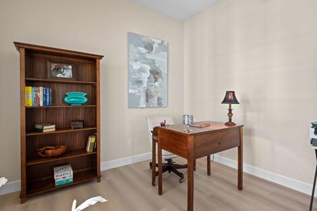 44397 Royal Lytham Drive, Indio CA: https://media.crmls.org/mediaz/e9cdabbc-7870-45bb-be2f-fba397d25ab1.jpg