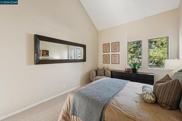 68 Mozden Ln, Pleasant Hill CA: https://media.crmls.org/mediaz/e9cdbf05-1692-47f8-9645-6a65cc315fc7.jpg