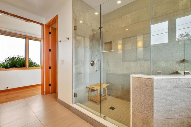 616 Bayview Drive, Aptos CA: https://media.crmls.org/mediaz/e9cdec8a-8da3-4b83-8a95-596382fda029.jpg