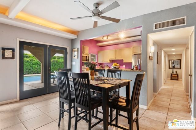 648 S Roxbury Drive, Palm Springs CA: https://media.crmls.org/mediaz/e9ce131a-6d41-42d6-bdde-0bf14ef5af9b.jpg