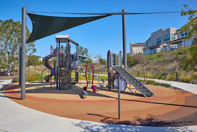 13920 Boyden Way, Mira Mesa CA: https://media.crmls.org/mediaz/e9ce5566-afb8-4fa7-be6a-6d32cf792d52.jpg