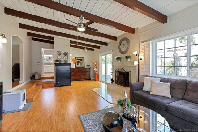 5238 Cervantes Ave, San Diego CA: https://media.crmls.org/mediaz/e9cf08b9-a80a-428a-8107-ea7c8ecf11a2.jpg