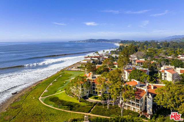 67 Seaview Drive, Santa Barbara CA: https://media.crmls.org/mediaz/e9d05043-faf8-4835-a04c-8375f5b9795a.jpg