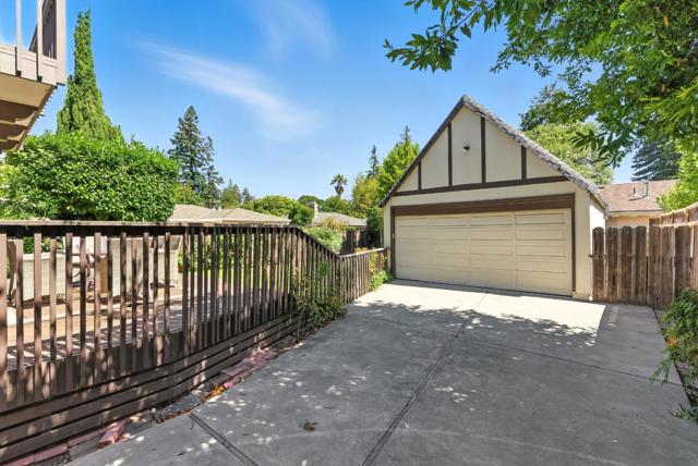 158 Oakdale Street, Redwood City CA: https://media.crmls.org/mediaz/e9d092ba-46c3-44aa-a75a-f76301b78387.jpg