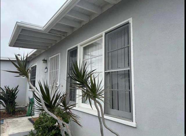 3766 King, La Mesa CA: https://media.crmls.org/mediaz/e9d1d6db-ad85-4489-b084-b1e5e3b5e7d4.jpg