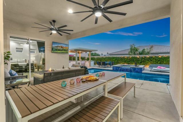 44830 Via Mirabel, La Quinta CA: https://media.crmls.org/mediaz/e9d271eb-ea43-48ff-9313-9ec76df68c4f.jpg