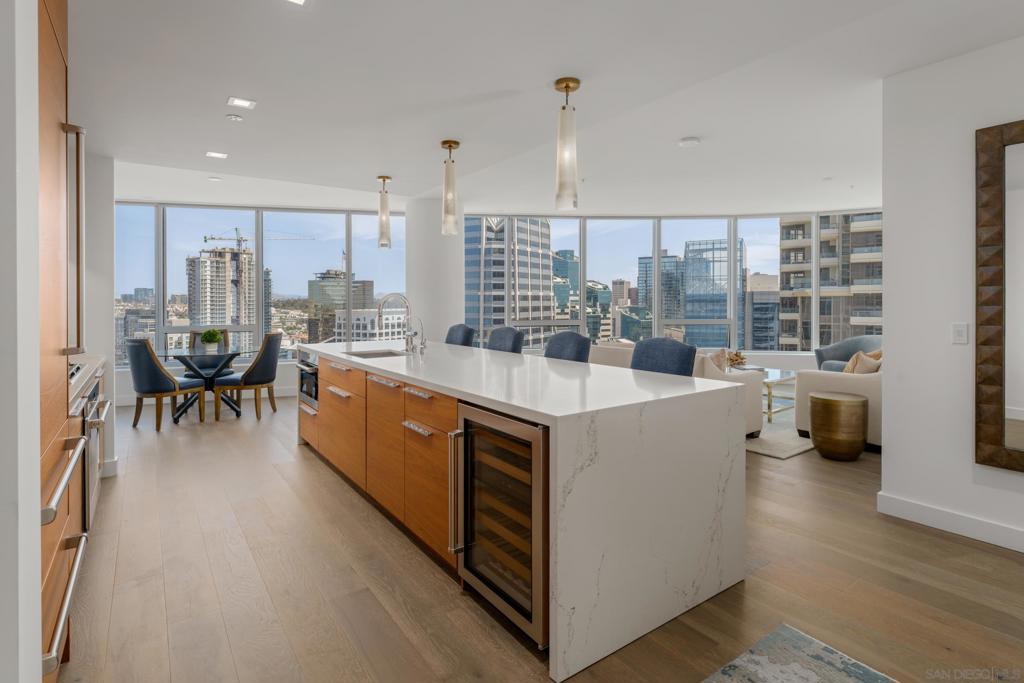 888 E Street - photo 3