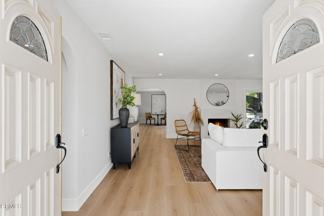 Detail Gallery Image 4 of 33 For 3034 Rollings Ave, Thousand Oaks,  CA 91360 - 5 Beds | 3 Baths