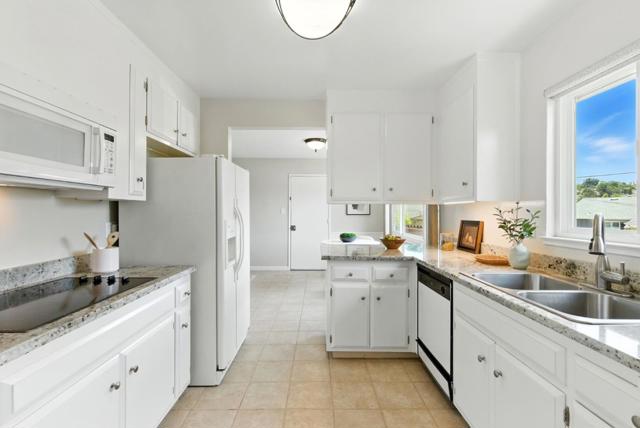 1 Dionne Court, Belmont CA: https://media.crmls.org/mediaz/e9d3b931-4b0c-4092-b183-149a8ab4cc87.jpg