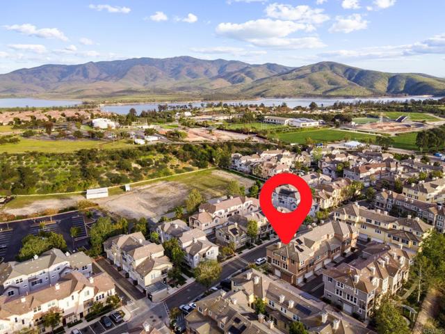 Detail Gallery Image 27 of 31 For 1603 Yellow Pine Pl, Chula Vista,  CA 91915 - 3 Beds | 3 Baths