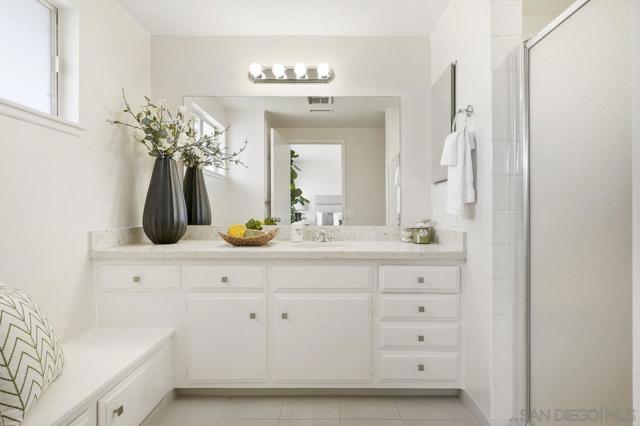 16736 Diego, San Diego CA: https://media.crmls.org/mediaz/e9d56899-c4ec-4737-b31f-1384a8289f37.jpg