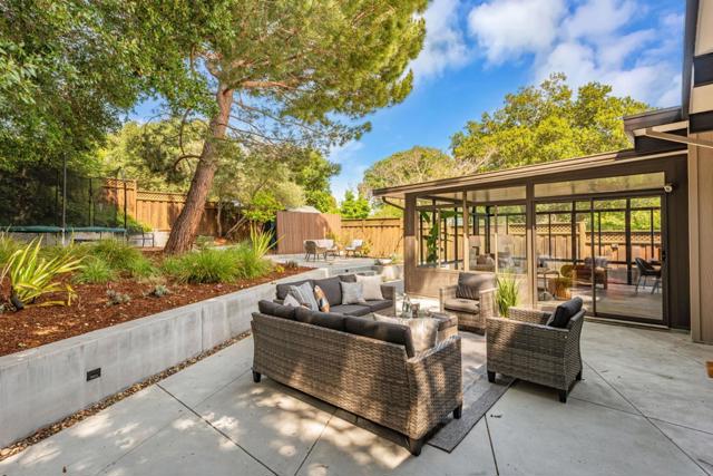 1620 Notre Dame Avenue, Belmont CA: https://media.crmls.org/mediaz/e9d5887b-dbf6-4717-9cf7-2759f5d80dd5.jpg