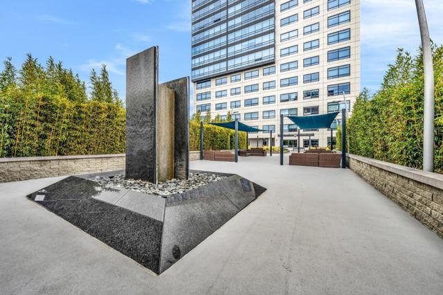 88 E San Fernando Street, San Jose CA: https://media.crmls.org/mediaz/e9d59c8f-eb96-46e7-8517-ad52b8b58dea.jpg