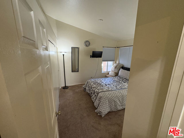 3202 Angeleno Place, Palmdale CA: https://media.crmls.org/mediaz/e9d6b91e-a9a8-4c72-94d7-2280e6fe2268.jpg