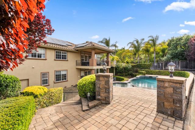 16453 Kings Canyon Court, Morgan Hill CA: https://media.crmls.org/mediaz/e9d74ced-5d8c-477a-b94a-1ef8bbd20d20.jpg