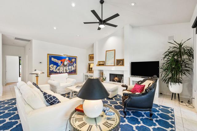 10605 Wimbledon Drive, Rancho Mirage CA: https://media.crmls.org/mediaz/e9d7a138-0a53-4293-ba6a-49115361e8b7.jpg