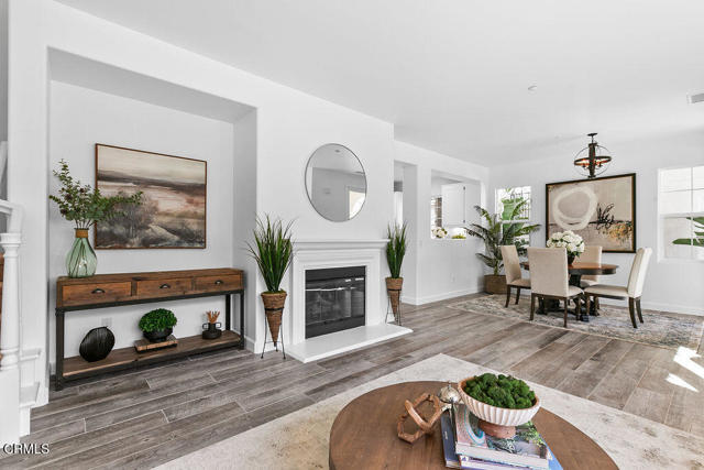 Detail Gallery Image 15 of 55 For 3412 Rockhampton Dr, Camarillo,  CA 93012 - 3 Beds | 3/1 Baths