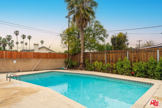 8901 Rubio Avenue, North Hills CA: https://media.crmls.org/mediaz/e9d88b79-a7f8-475c-b1cb-83dbd7f3a8b2.jpg