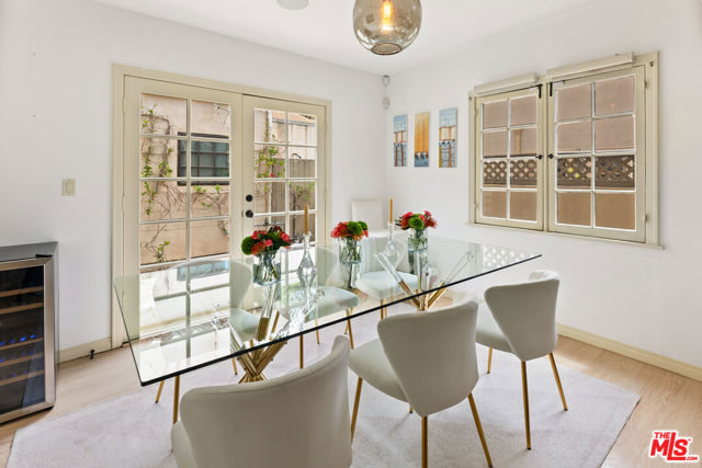 708 Westbourne Drive, West Hollywood CA: https://media.crmls.org/mediaz/e9d9a458-0207-4346-b092-bccd7c81b205.jpg